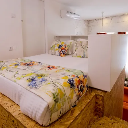 Bemyguest - Loft Jardim Maes Charming 4*