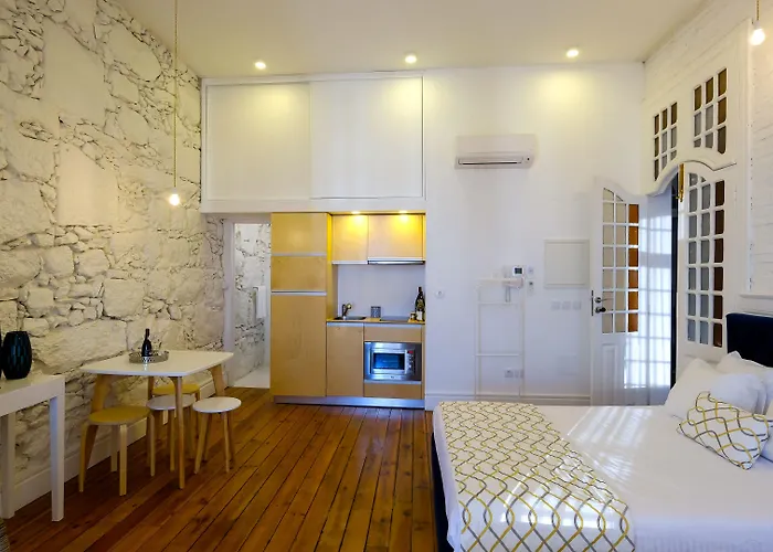 Гостевой дом Bemyguest - Loft Jardim Maes Charming