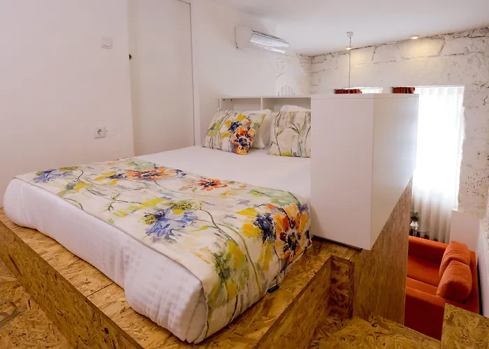 Bemyguest - Loft Jardim Maes Charming 4*