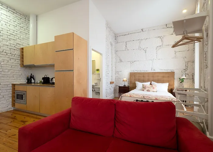 Bemyguest - Loft Jardim Maes Charming Визеу