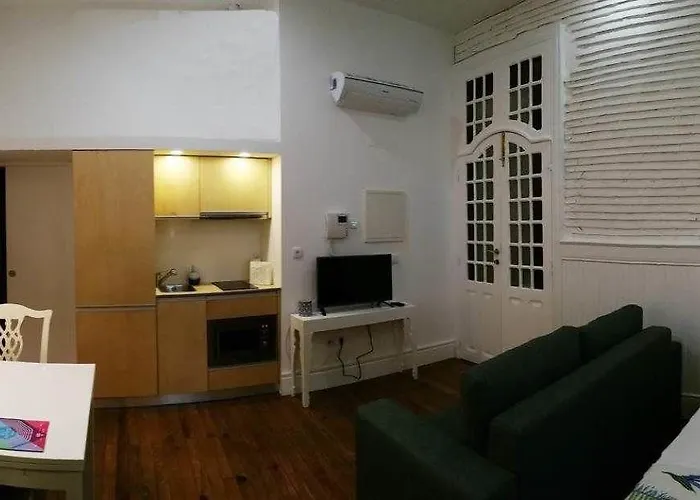 Bemyguest - Loft Jardim Maes Charming Гостевой дом Визеу