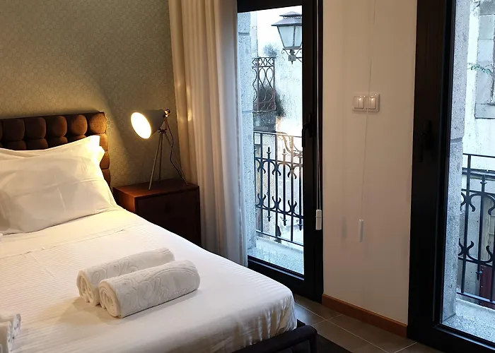 Bemyguest - Loft Jardim Maes Charming 4* Визеу