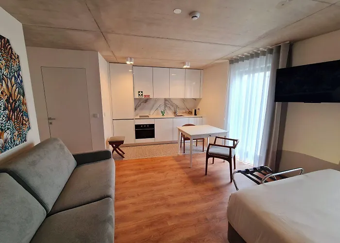 Гостевой дом Bemyguest - Loft Jardim Maes Charming