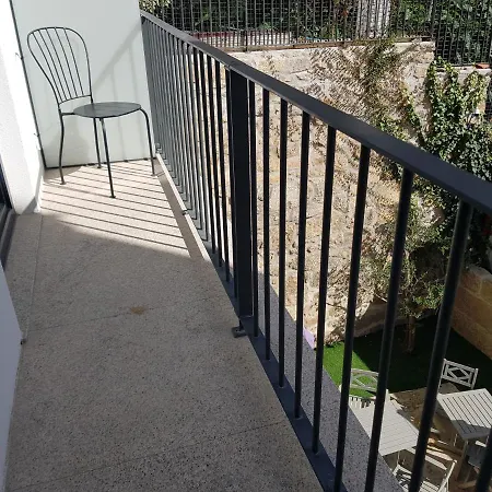 Casa de hóspedes Bemyguest - Loft Jardim Mães Charming Viseu