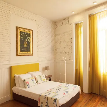 Casa de hóspedes Bemyguest - Loft Jardim Mães Charming