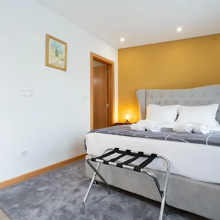 Casa de hóspedes Bemyguest - Loft Jardim Mães Charming 3*