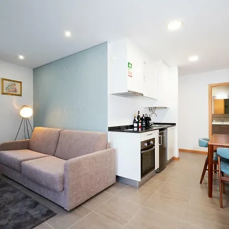 Casa de hóspedes Bemyguest - Loft Jardim Mães Charming